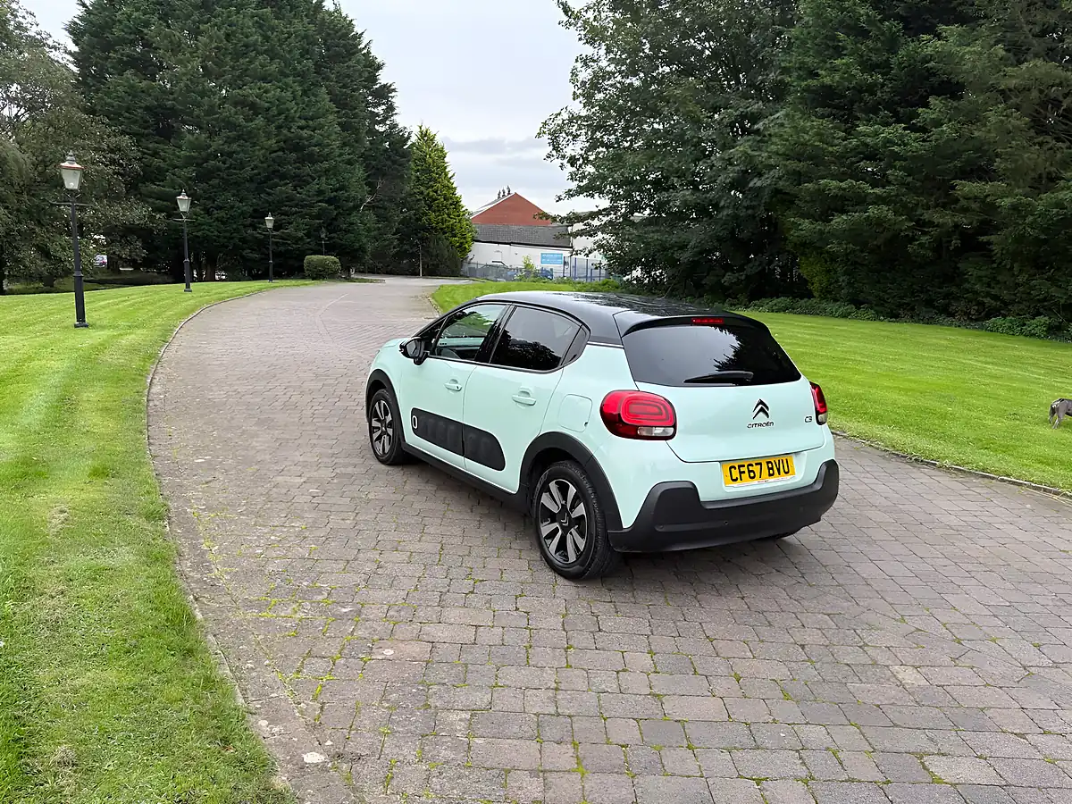 Used 2018 Citroen C3 Flair Green - Interior and Exterior details 6