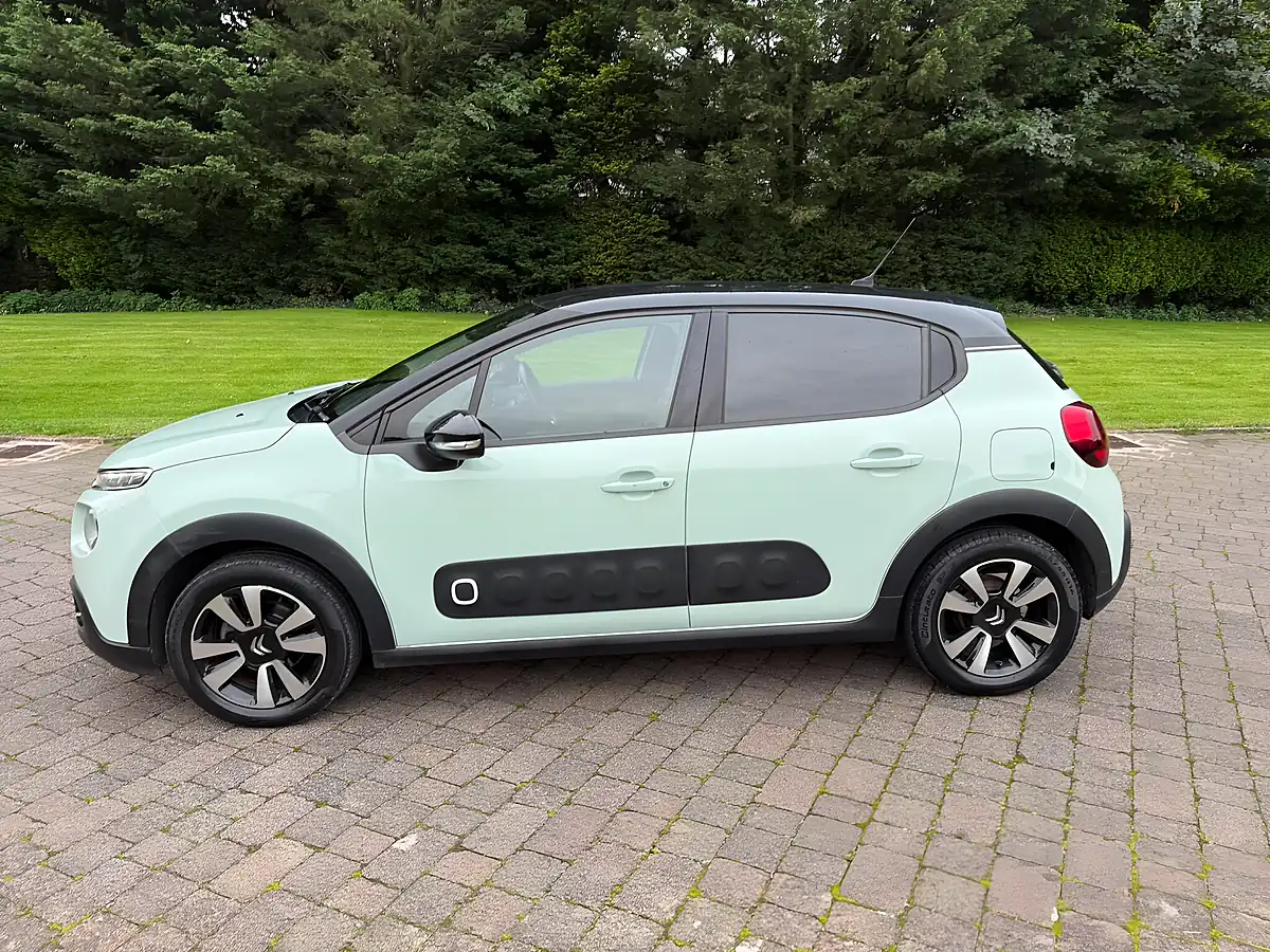 Used 2018 Citroen C3 Flair Green - Interior and Exterior details 7