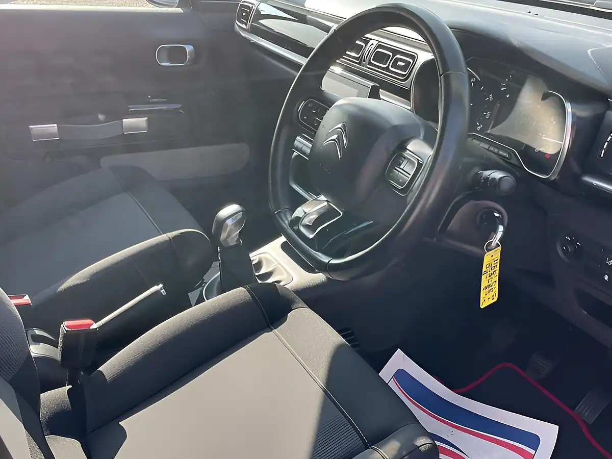 Used 2018 Citroen C3 Flair Grey - Interior and Exterior details 10