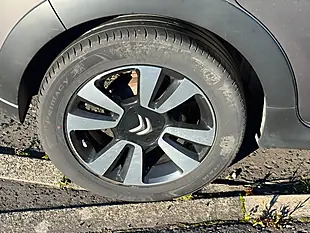 Used 2018 Citroen C3 Flair Grey - Interior and Exterior details 17