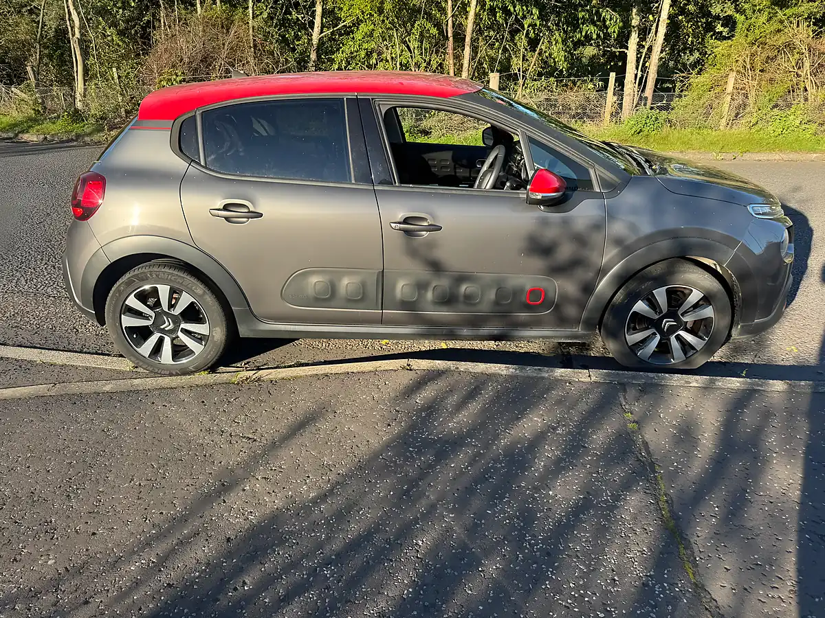 Used 2018 Citroen C3 Flair Grey - Interior and Exterior details 4