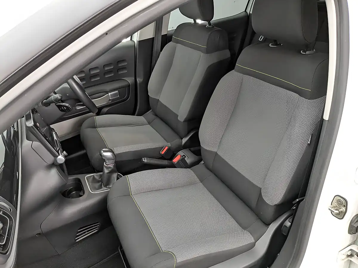 Used 2018 Citroen C3 Flair Polar White - Interior and Exterior details 12