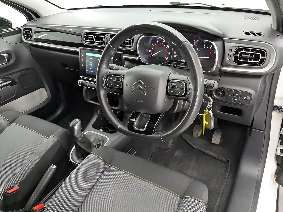 Used 2018 Citroen C3 Flair Polar White - Interior and Exterior details 20