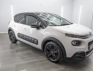 Used 2018 Citroen C3 Flair Polar White - Interior and Exterior details 4