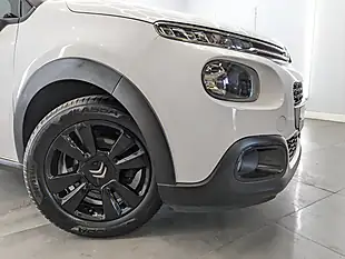 Used 2018 Citroen C3 Flair Polar White - Interior and Exterior details 5
