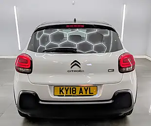 Used 2018 Citroen C3 Flair Polar White - Interior and Exterior details 7