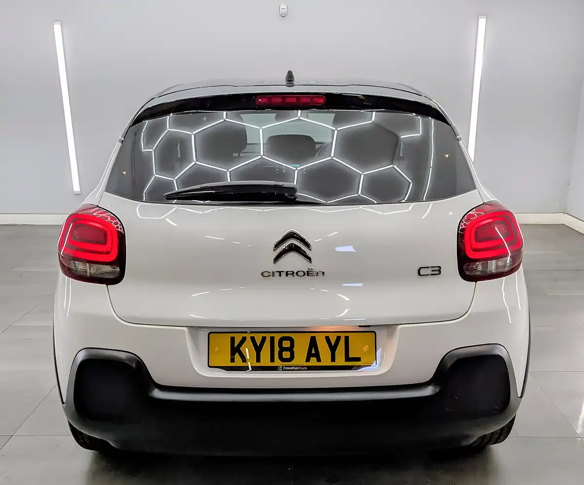 Used 2018 Citroen C3 Flair Polar White - Interior and Exterior details 7