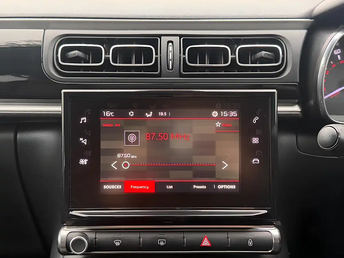 Used 2018 Citroen C3 Flair Red & White - Interior and Exterior details 16