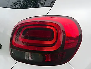 Used 2018 Citroen C3 Flair Red & White - Interior and Exterior details 19