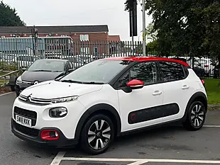 Used 2018 Citroen C3 Flair Red & White - Interior and Exterior details 5
