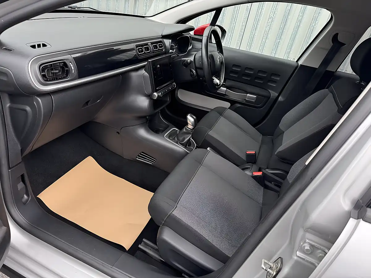 Used 2018 Citroen C3 Flair Silver - Interior and Exterior details 10