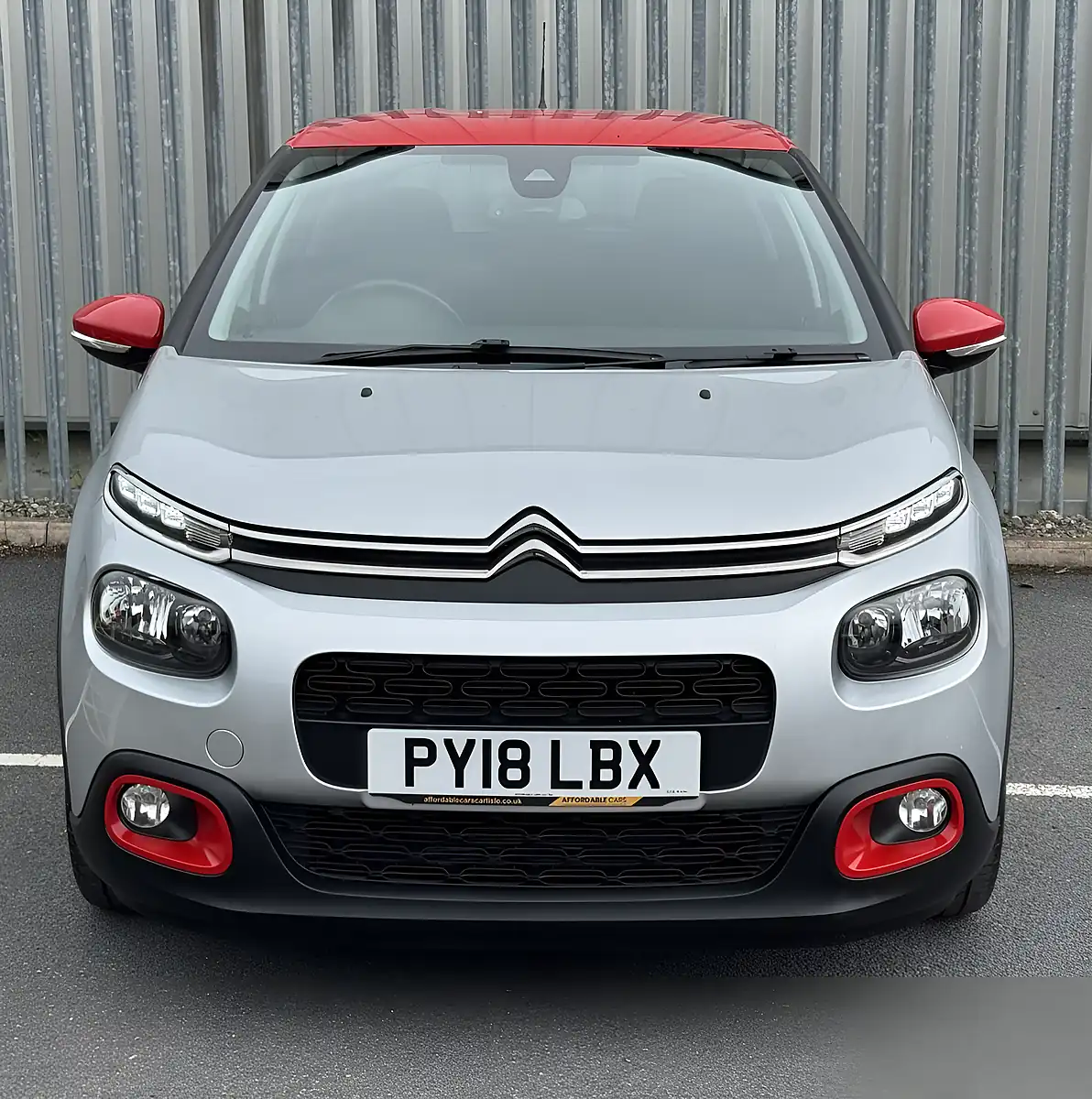 Used 2018 Citroen C3 Flair Silver - Interior and Exterior details 3