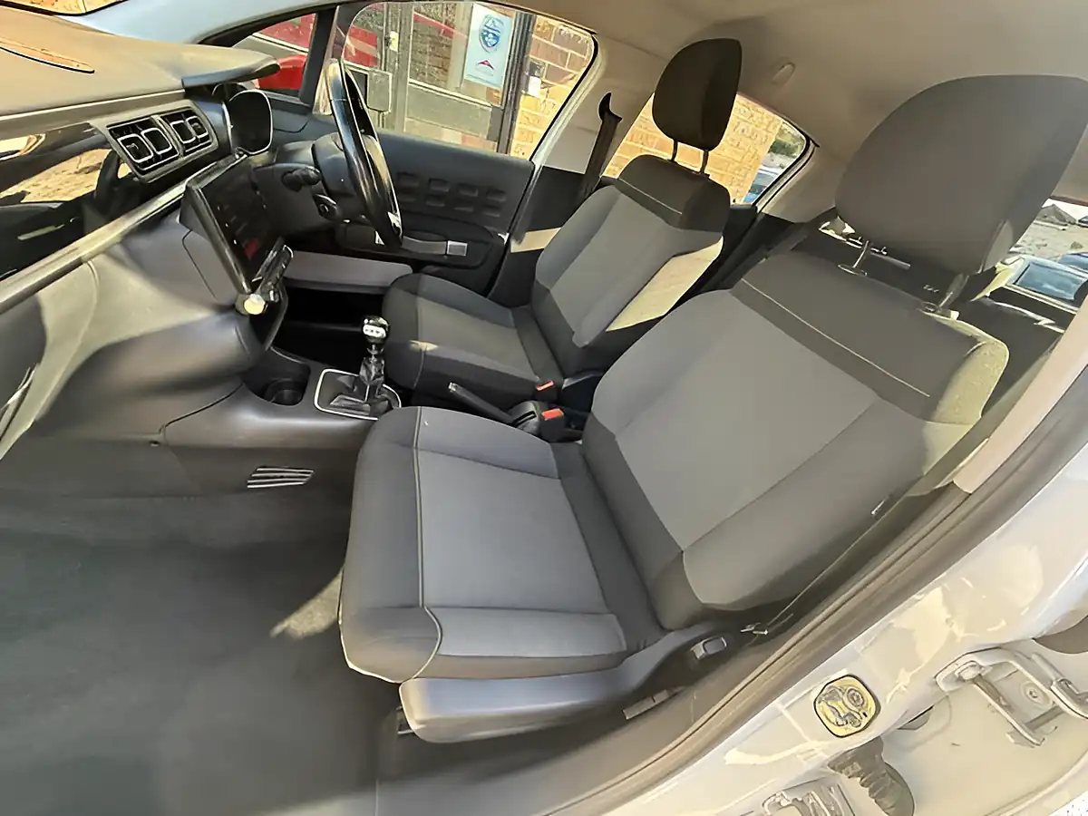 Used 2018 Citroen C3 Flair White - Interior and Exterior details 17