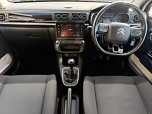 Used 2018 Citroen C3 Flair White - Interior and Exterior details 3