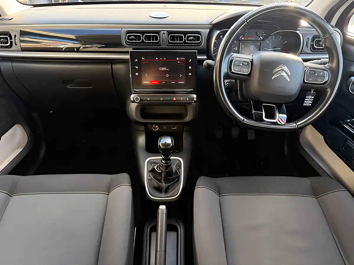 Used 2018 Citroen C3 Flair White - Interior and Exterior details 3