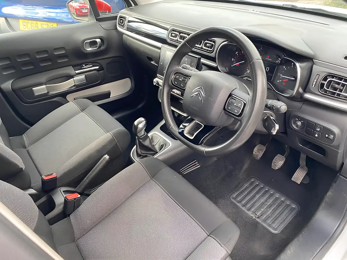 Used 2018 Citroen C3 Flair White - Interior and Exterior details 12