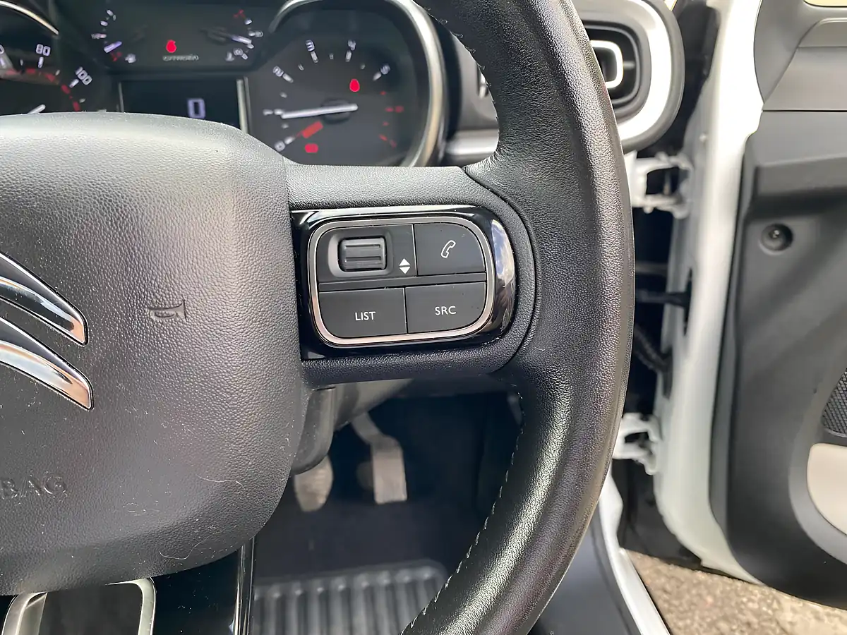 Used 2018 Citroen C3 Flair White - Interior and Exterior details 15