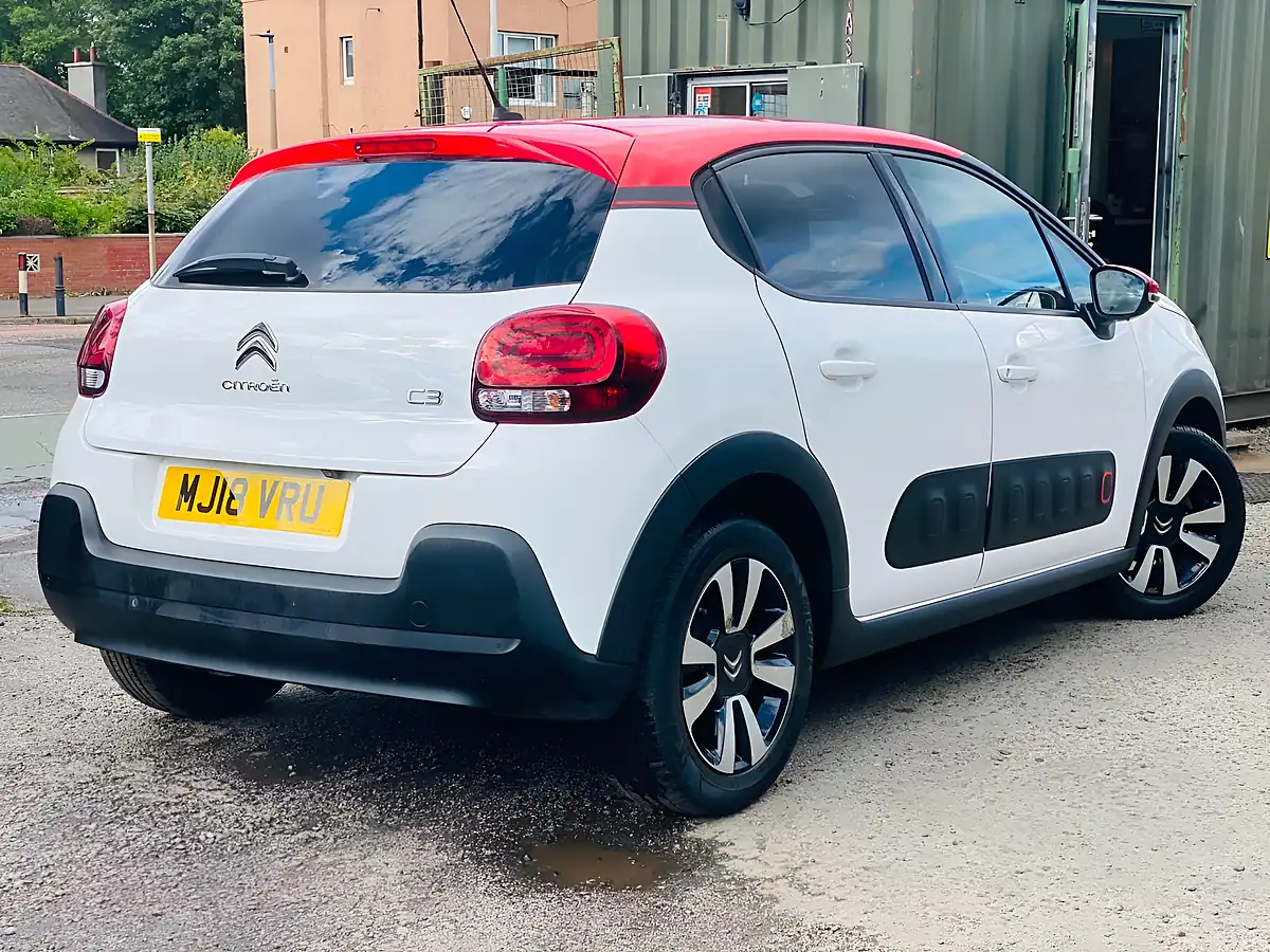 Used 2018 Citroen C3 Flair White - Interior and Exterior details 7
