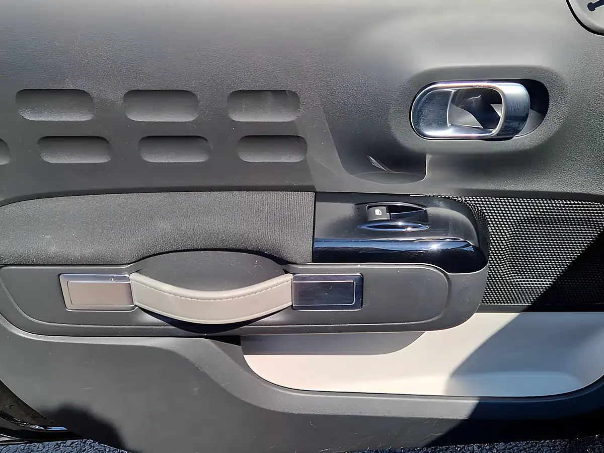 Used 2018 Citroen C3 Touch Black - Interior and Exterior details 17