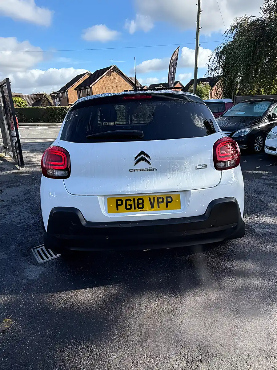 Used 2018 Citroen C3 White - Interior and Exterior details 5