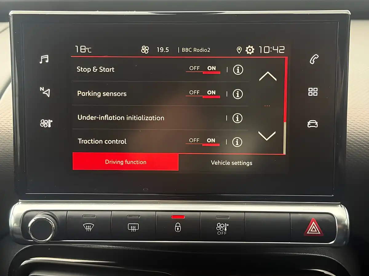 Used 2018 Citroen C4 Cactus Feel Black - Interior and Exterior details 20