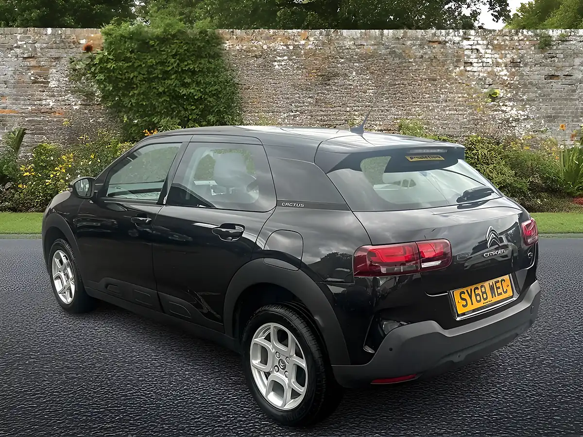 Used 2018 Citroen C4 Cactus Feel Black - Interior and Exterior details 7