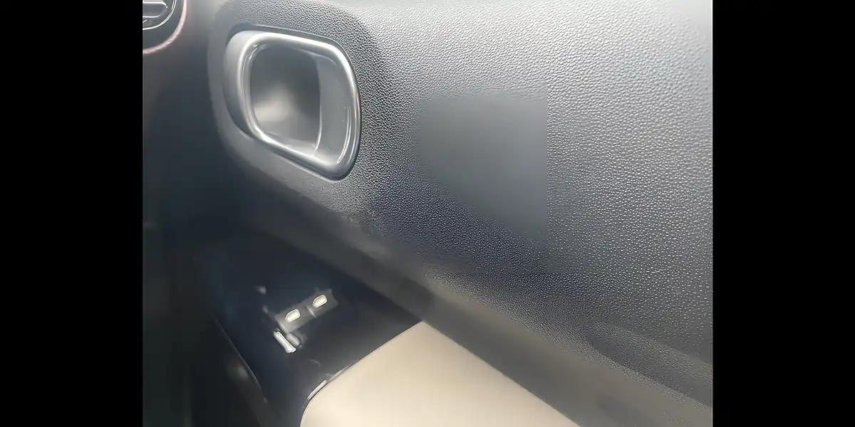 Used 2018 Citroen C4 Cactus Feel Edition Black - Interior and Exterior details 19