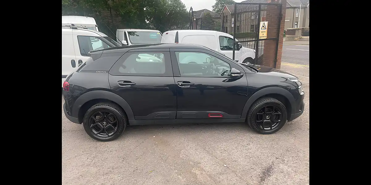 Used 2018 Citroen C4 Cactus Feel Edition Black - Interior and Exterior details 3