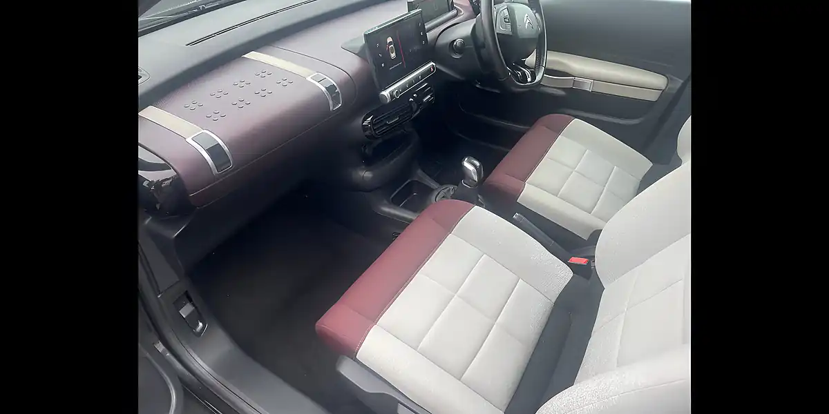 Used 2018 Citroen C4 Cactus Feel Edition Black - Interior and Exterior details 8