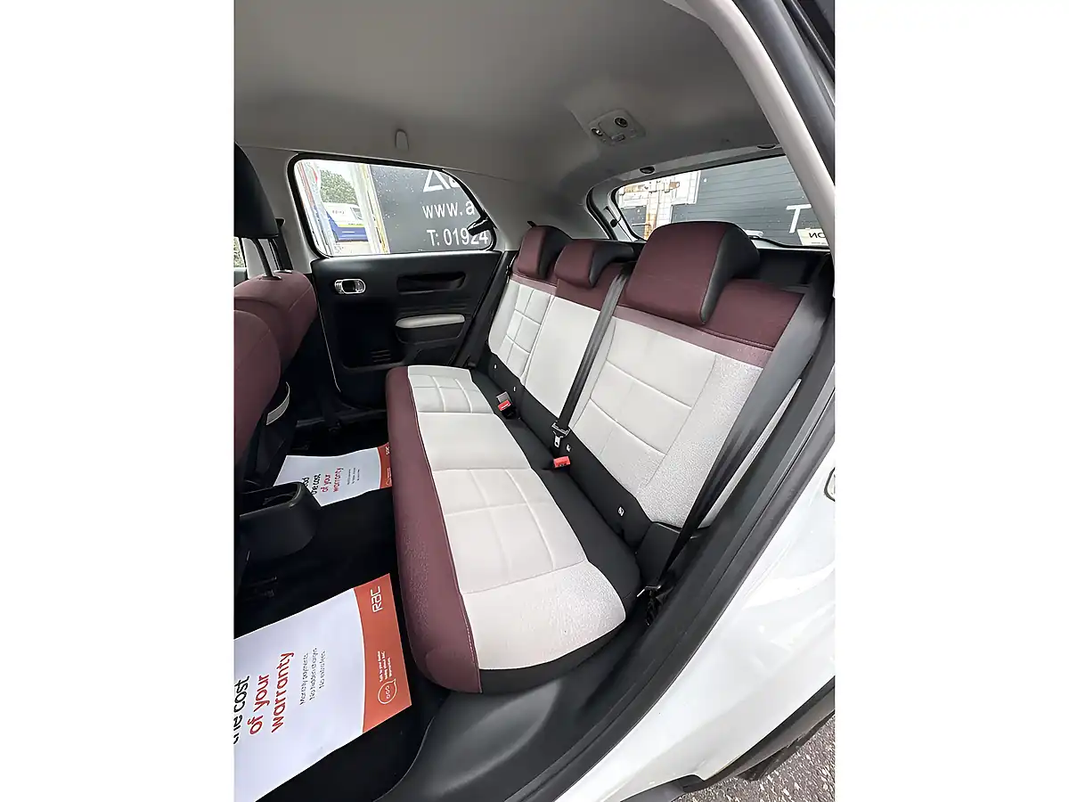 Used 2018 Citroen C4 Cactus Feel Edition White - Interior and Exterior details 17