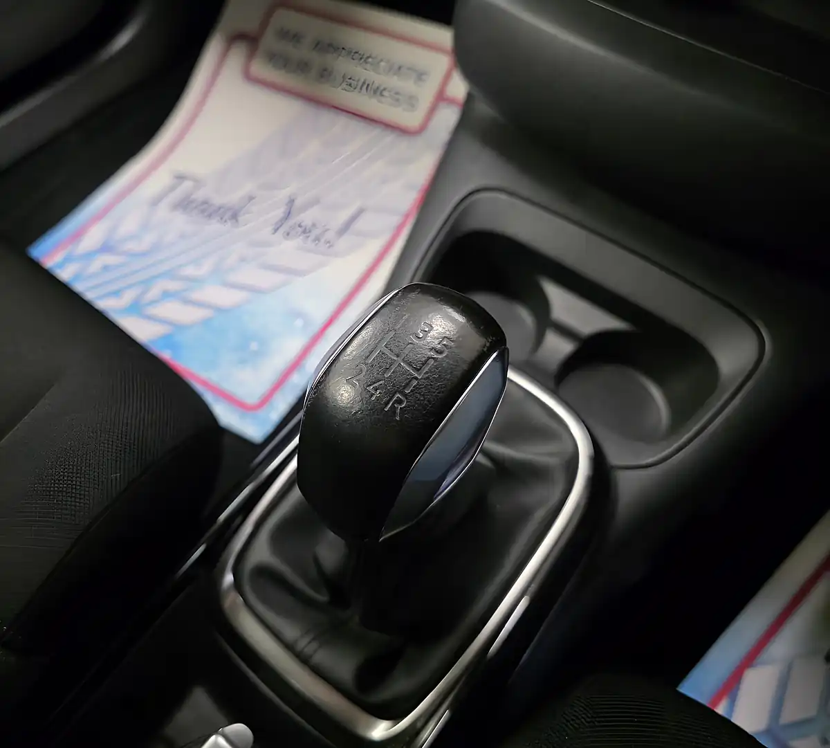 Used 2018 Citroen C4 Cactus Feel White - Interior and Exterior details 11
