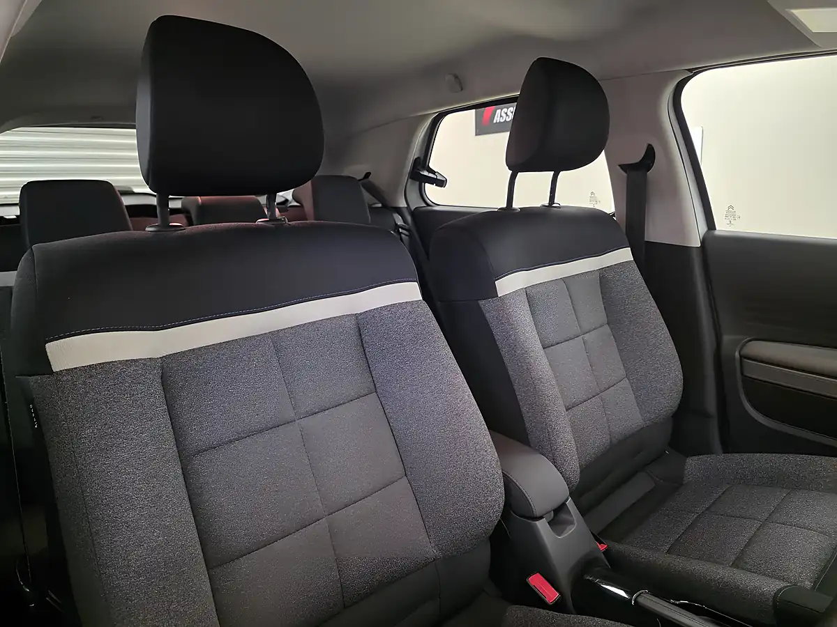 Used 2018 Citroen C4 Cactus Feel White - Interior and Exterior details 14