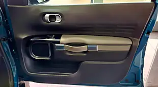 Used 2018 Citroen C4 Cactus Flair Blue - Interior and Exterior details 15