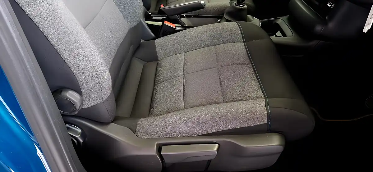 Used 2018 Citroen C4 Cactus Flair Blue - Interior and Exterior details 18