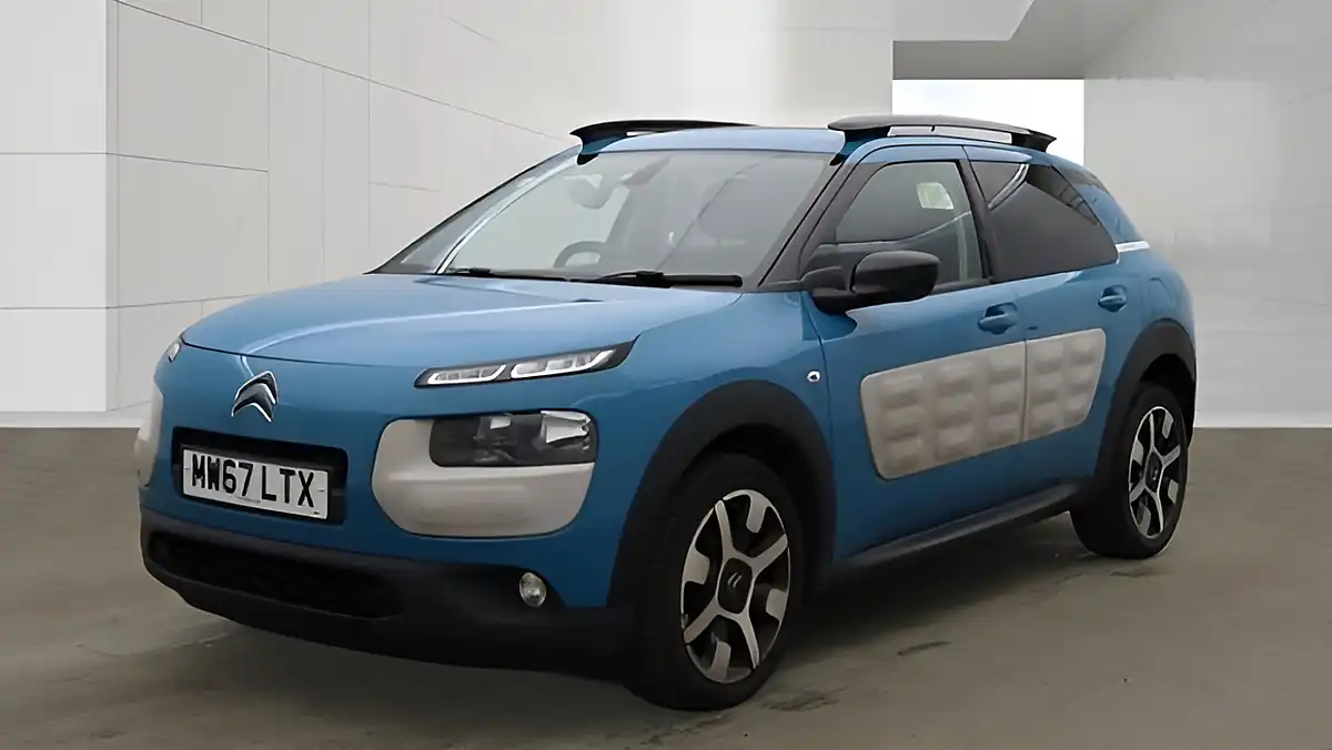 Used 2018 Citroen C4 Cactus Flair Edition Blue Blue - Front View