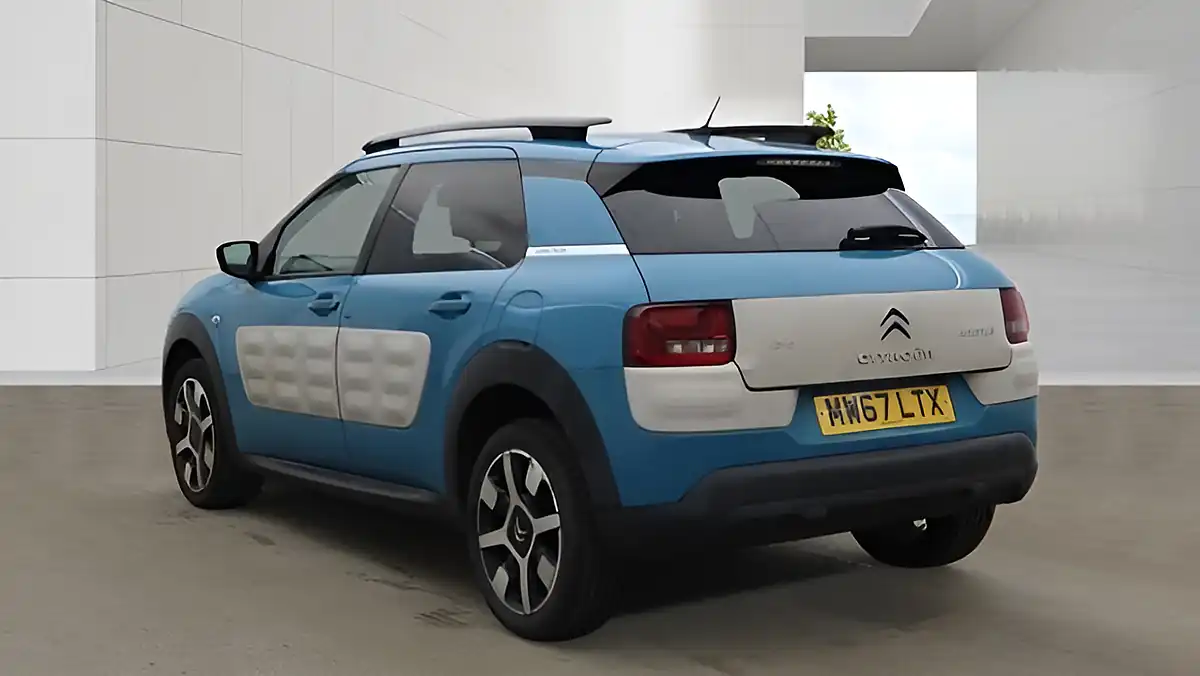 Used 2018 Citroen C4 Cactus Flair Edition Blue Blue - Interior and Exterior details 4