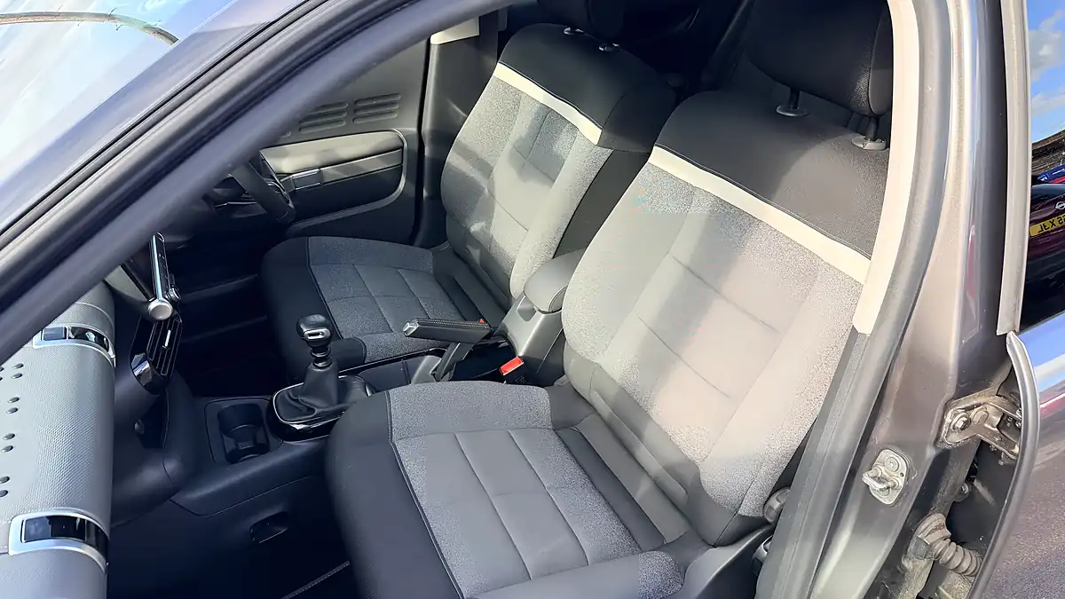 Used 2018 Citroen C4 Cactus Flair Grey - Interior and Exterior details 12