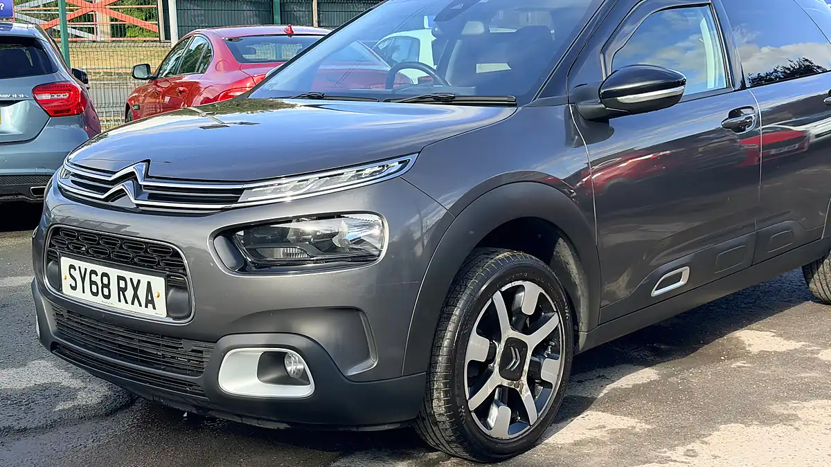Used 2018 Citroen C4 Cactus Flair Grey - Interior and Exterior details 7