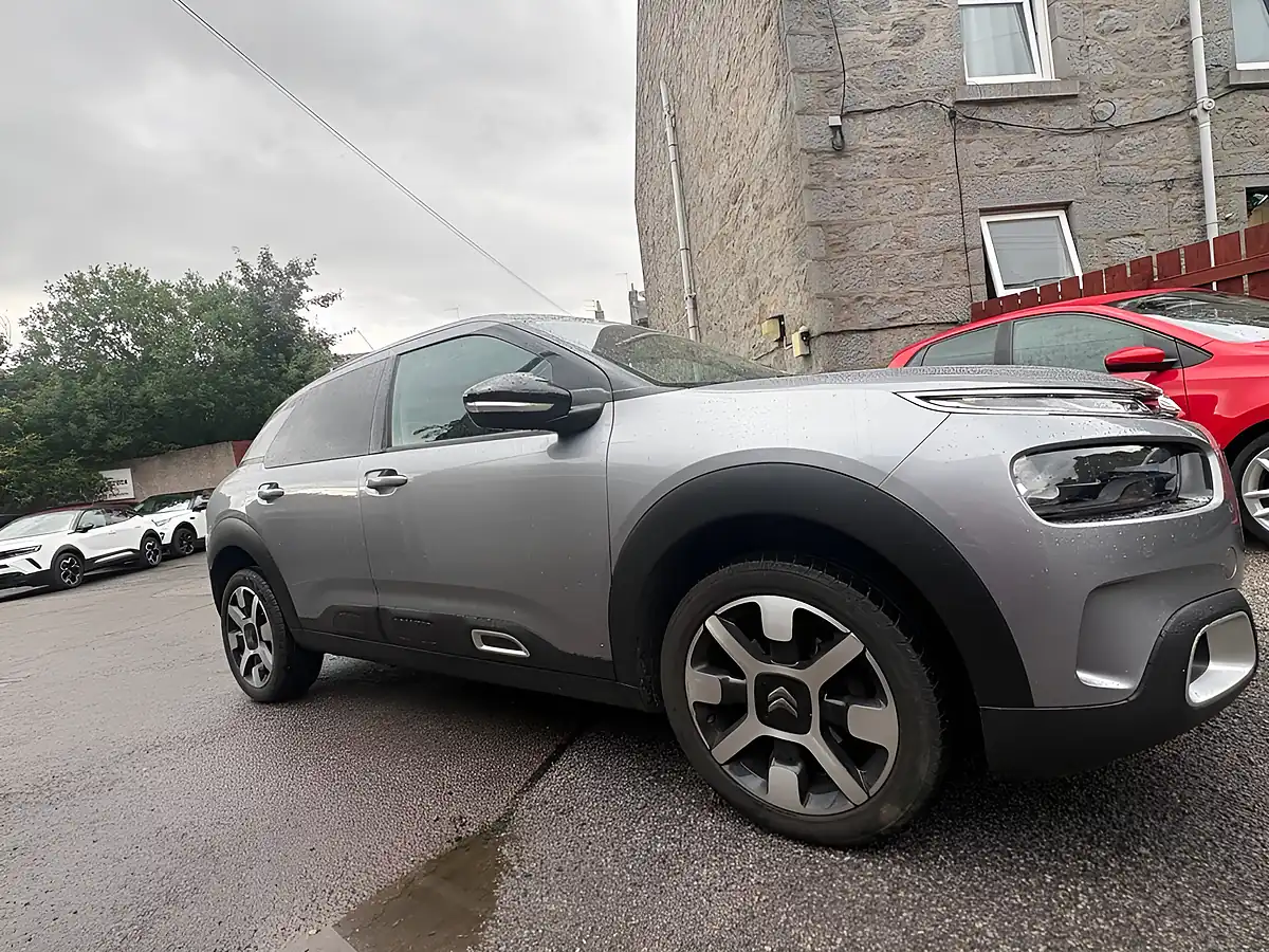 Used 2018 Citroen C4 Cactus Flair Grey - Interior and Exterior details 2