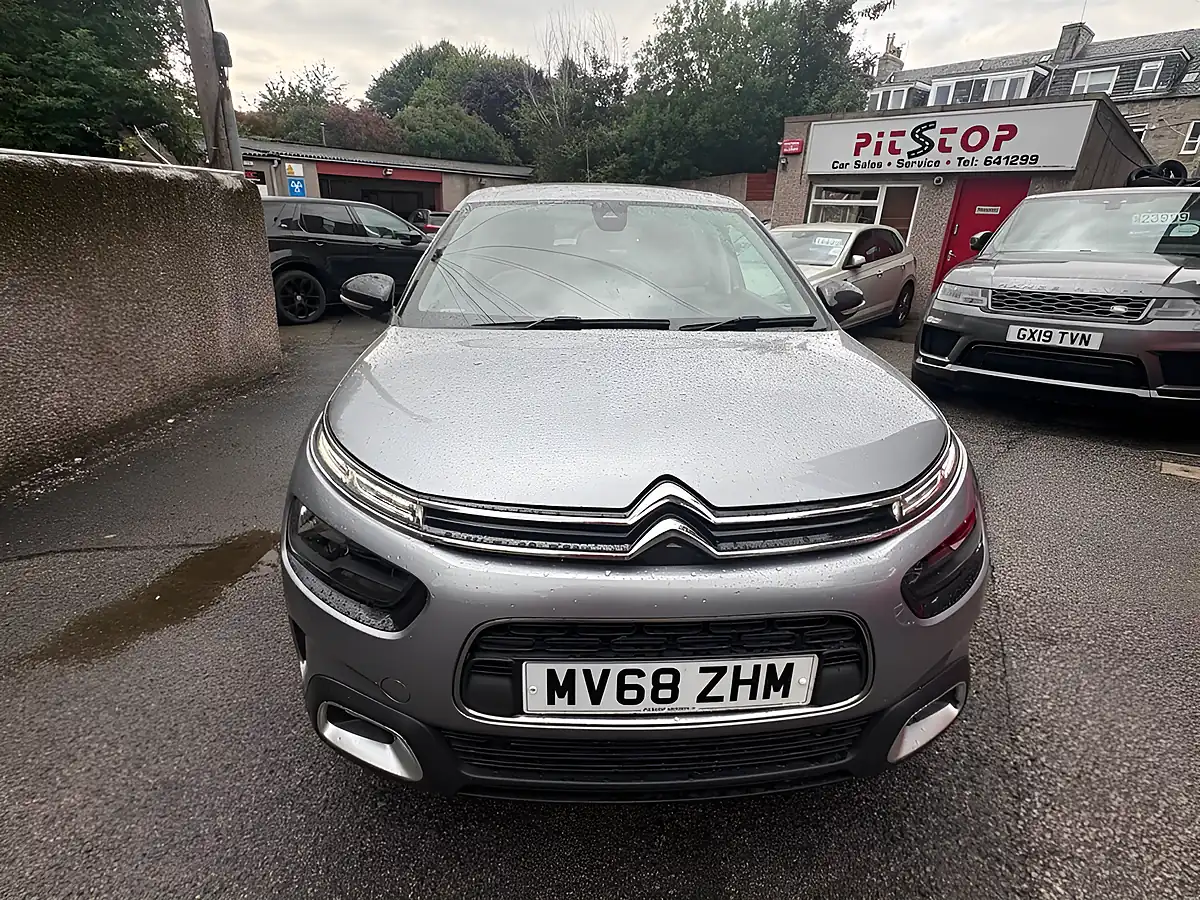 Used 2018 Citroen C4 Cactus Flair Grey - Interior and Exterior details 3