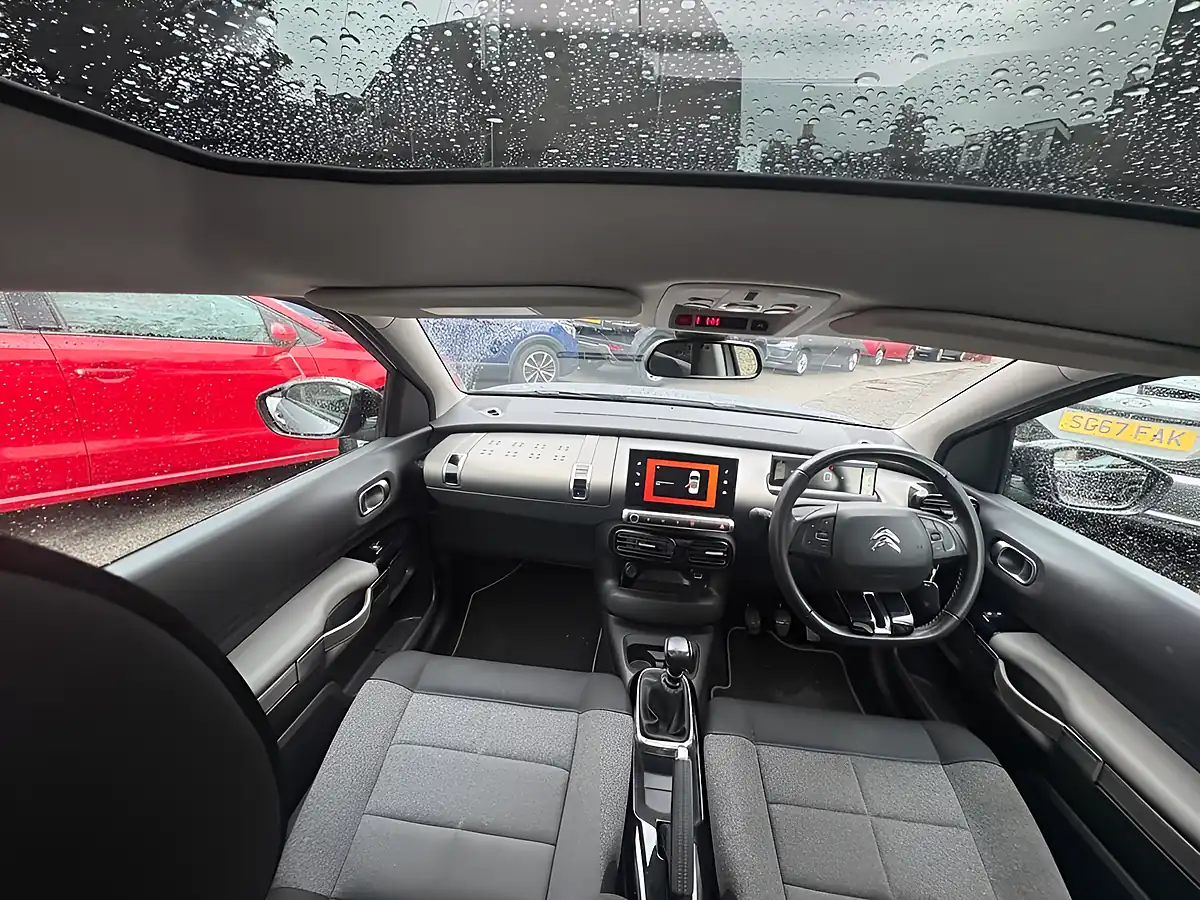 Used 2018 Citroen C4 Cactus Flair Grey - Interior and Exterior details 5
