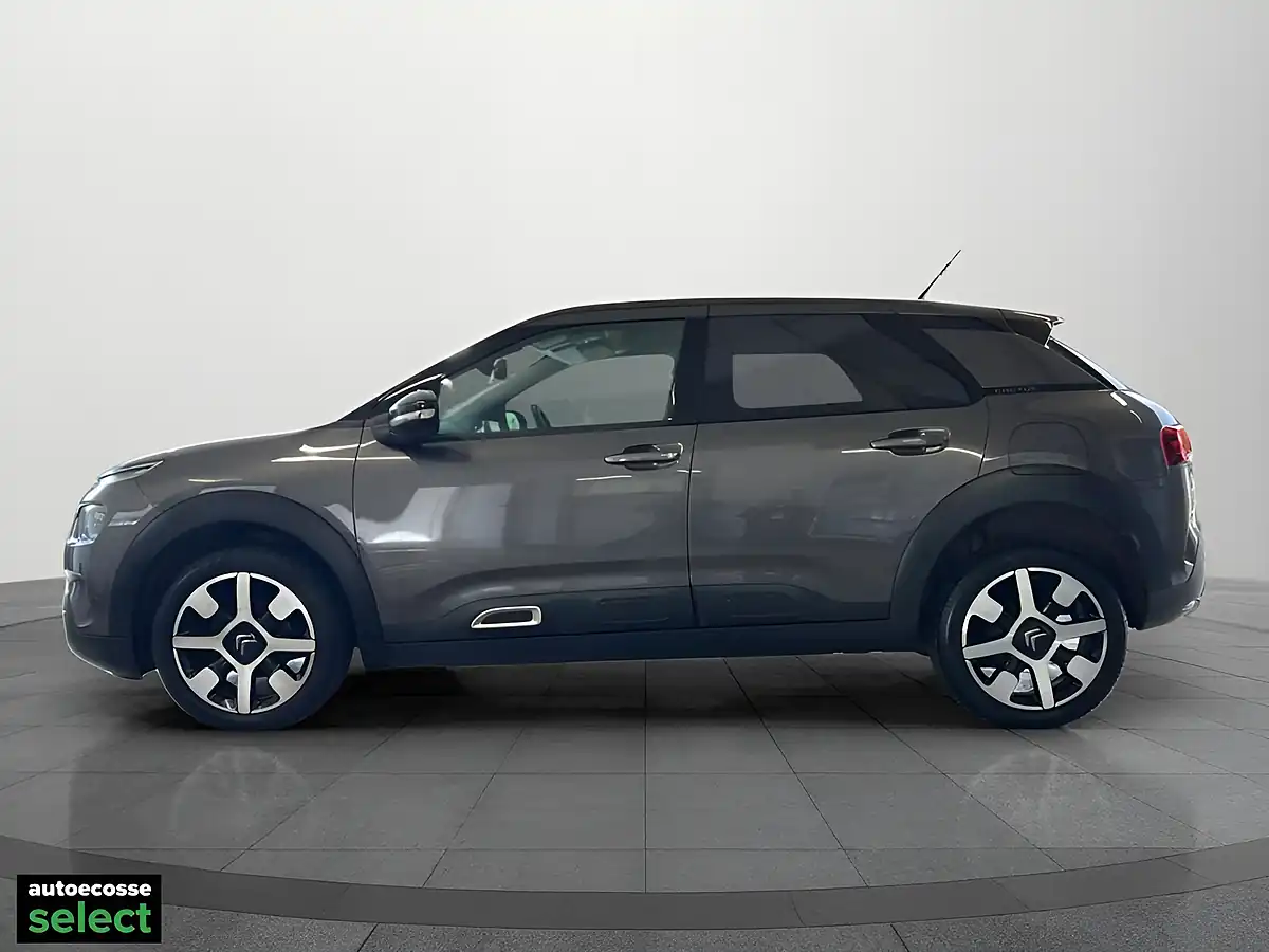 Used 2018 Citroen C4 Cactus Flair Grey - Interior and Exterior details 12
