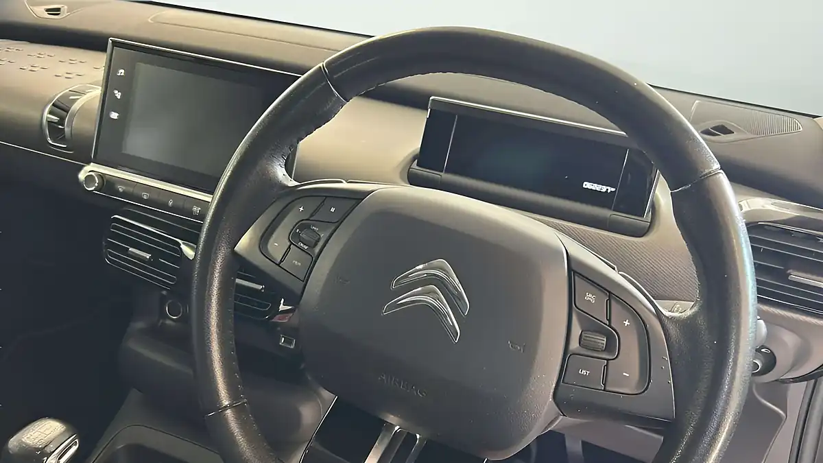 Used 2018 Citroen C4 Cactus Flair Grey - Interior and Exterior details 16