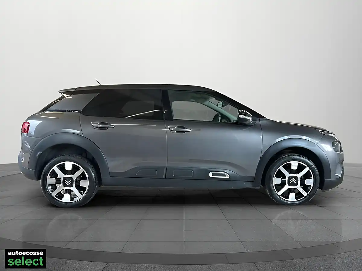 Used 2018 Citroen C4 Cactus Flair Grey - Interior and Exterior details 6