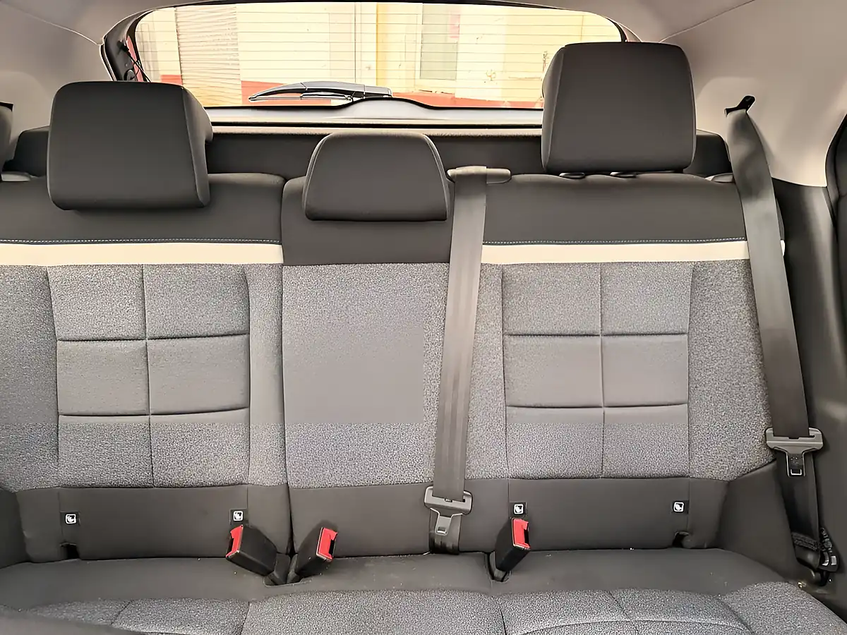 Used 2018 Citroen C4 Cactus Flair Grey - Interior and Exterior details 16