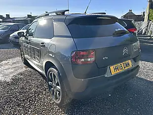 Used 2018 Citroen C4 Cactus Flair Grey - Interior and Exterior details 10