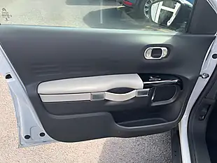Used 2018 Citroen C4 Cactus Flair Pearl White - Interior and Exterior details 12