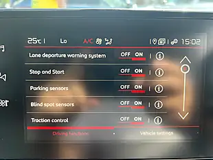 Used 2018 Citroen C4 Cactus Flair Pearl White - Interior and Exterior details 17