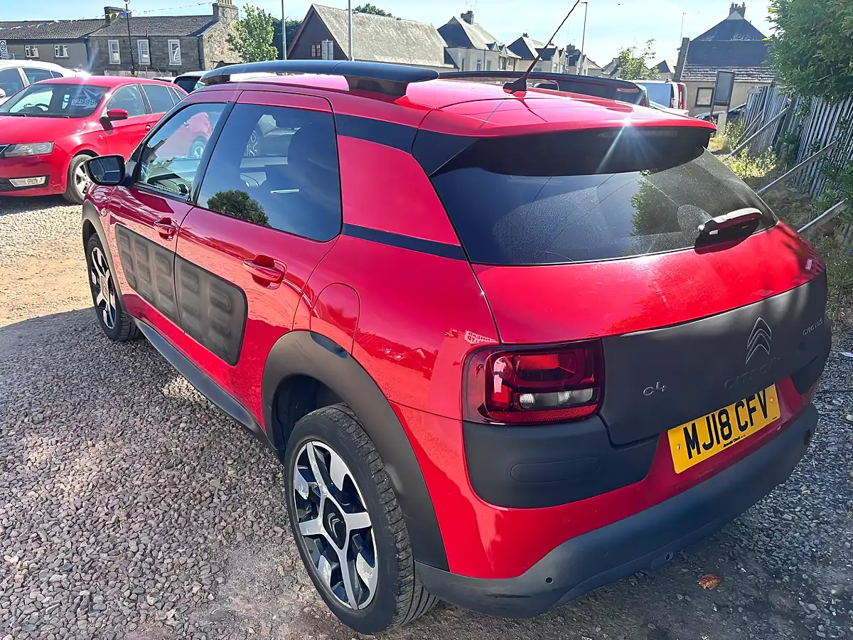 Used 2018 Citroen C4 Cactus Flair Red - Interior and Exterior details 10