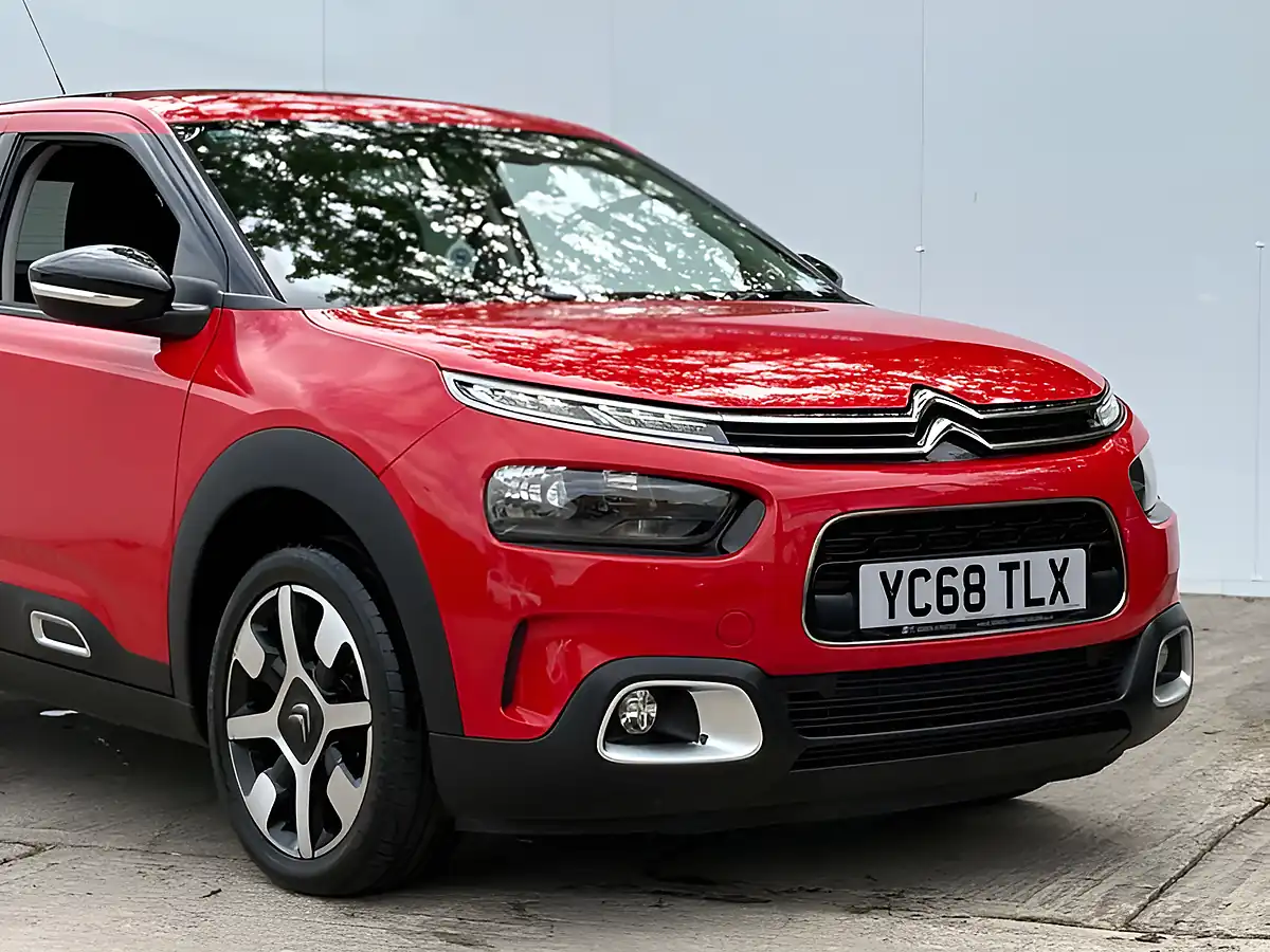 Used 2018 Citroen C4 Cactus Flair Sport Red - Interior and Exterior details 8